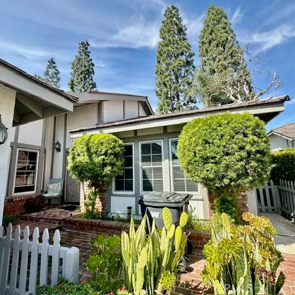 1022 Regis Way, Tustin, CA 92780