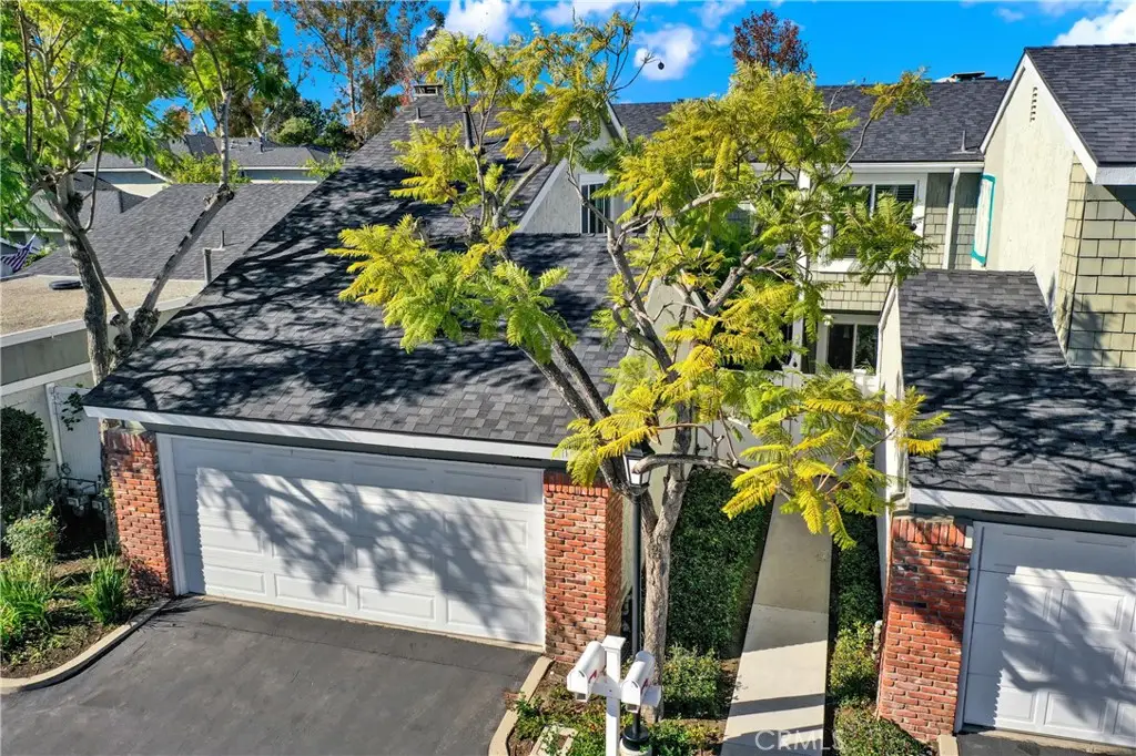 25061 Silverleaf, Laguna Hills, CA 92653 - #1