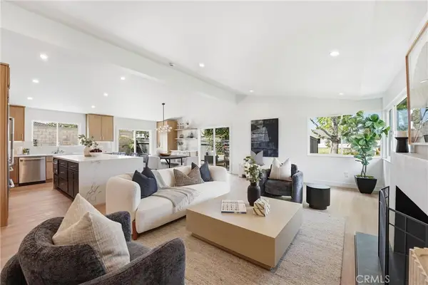 1713 Oahu Place, Costa Mesa, CA 92626