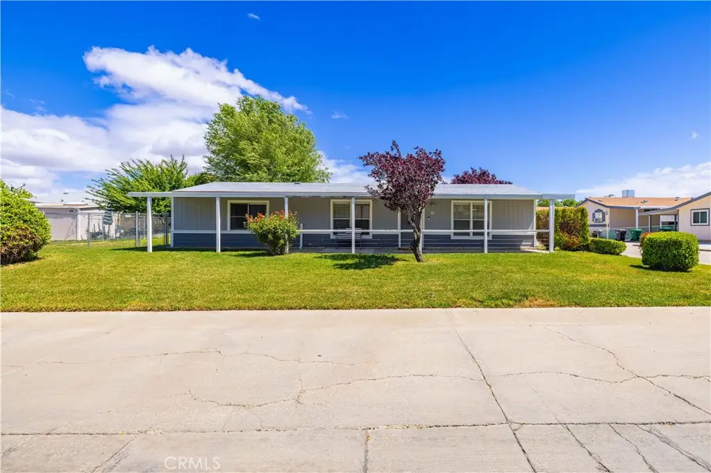 45465 25th Street E #11, Lancaster, CA 93535 - #1