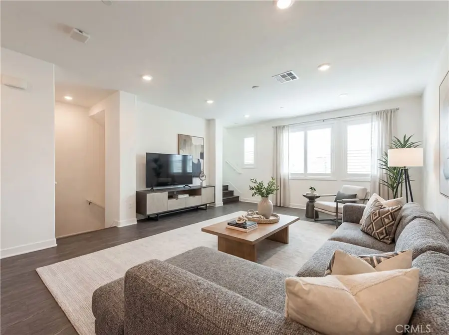 371 Bellver, Lake Forest, CA 92630 - #2