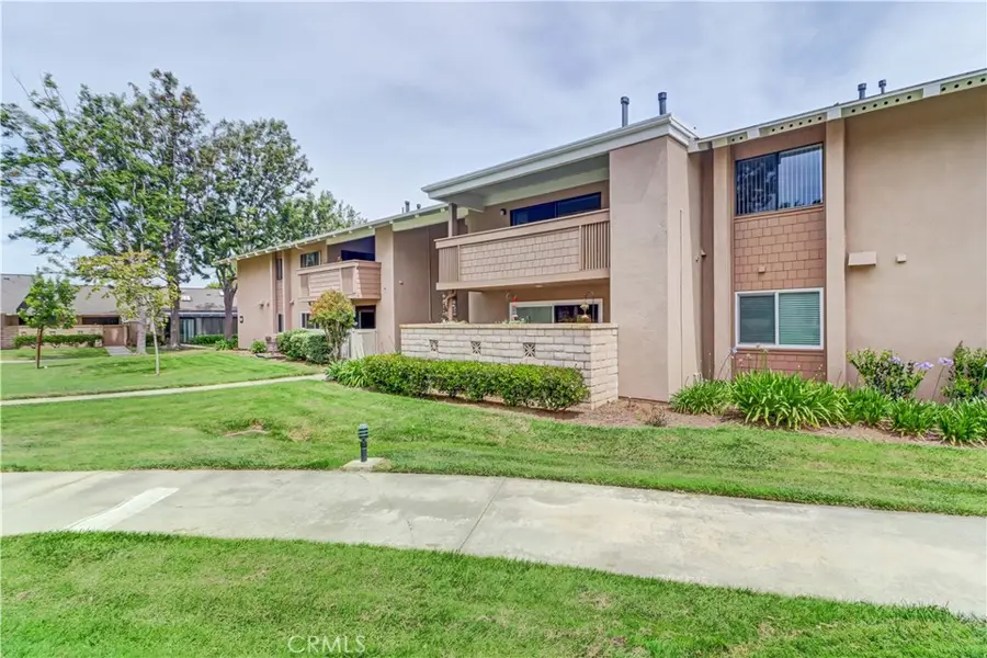 8877 Lauderdale Court #210-G, Huntington Beach, CA 92646 - #3