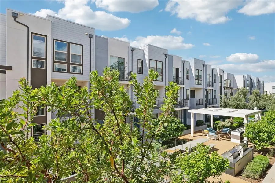 302 Placemark, Irvine, CA 92614 - #2