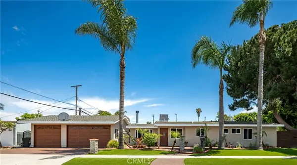 1238 N Studebaker, Long Beach, CA 90815