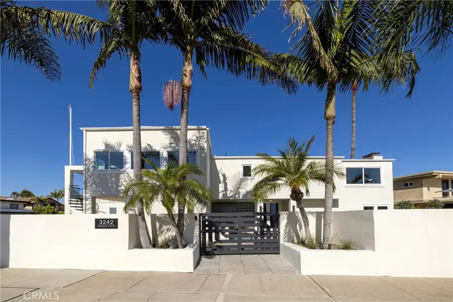 3242 Falkland, Huntington Beach, CA 92649 - #2