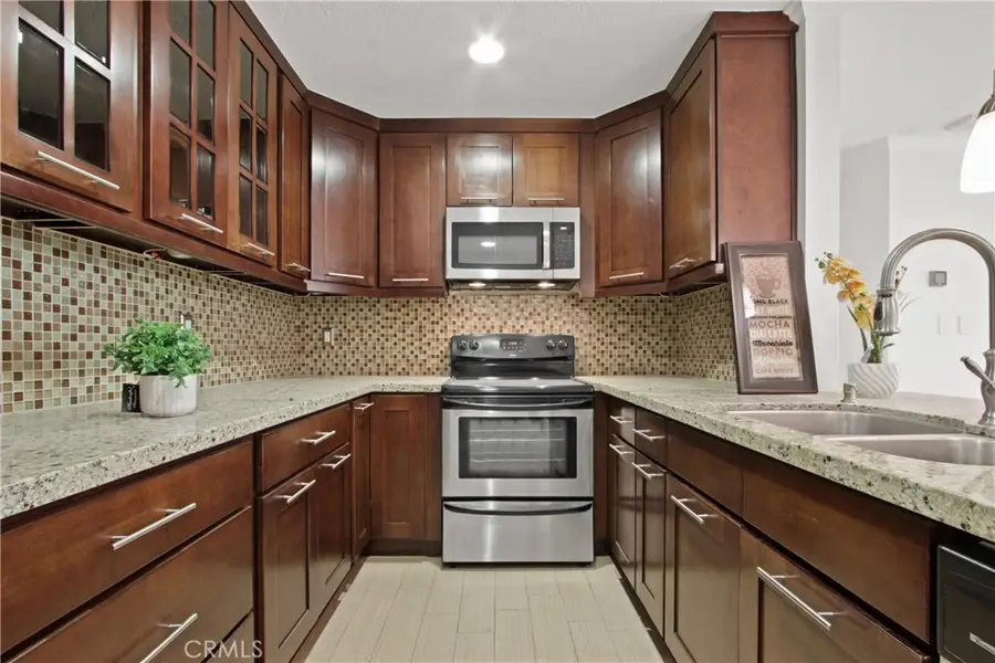 121 S Hope Street #318, Los Angeles, CA 90012 - #3