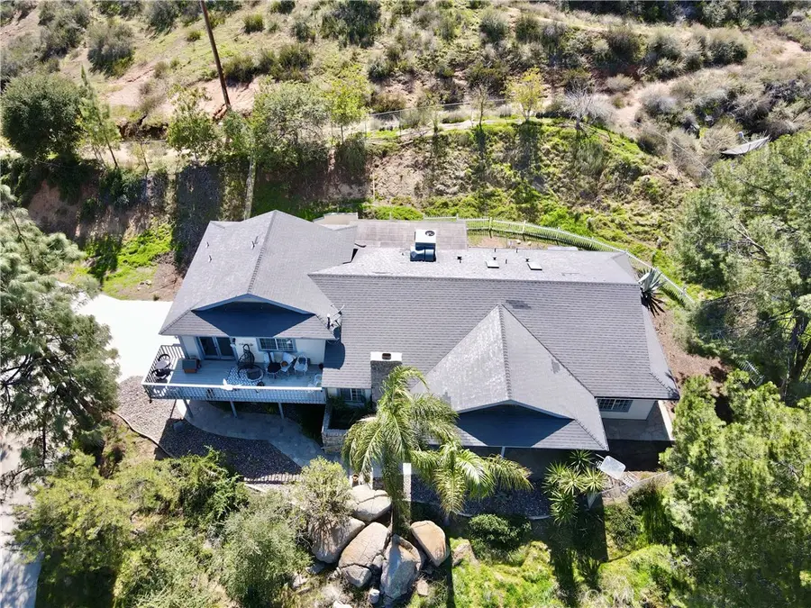 39100 Saddle Ridge, Hemet, CA 92543 - #2