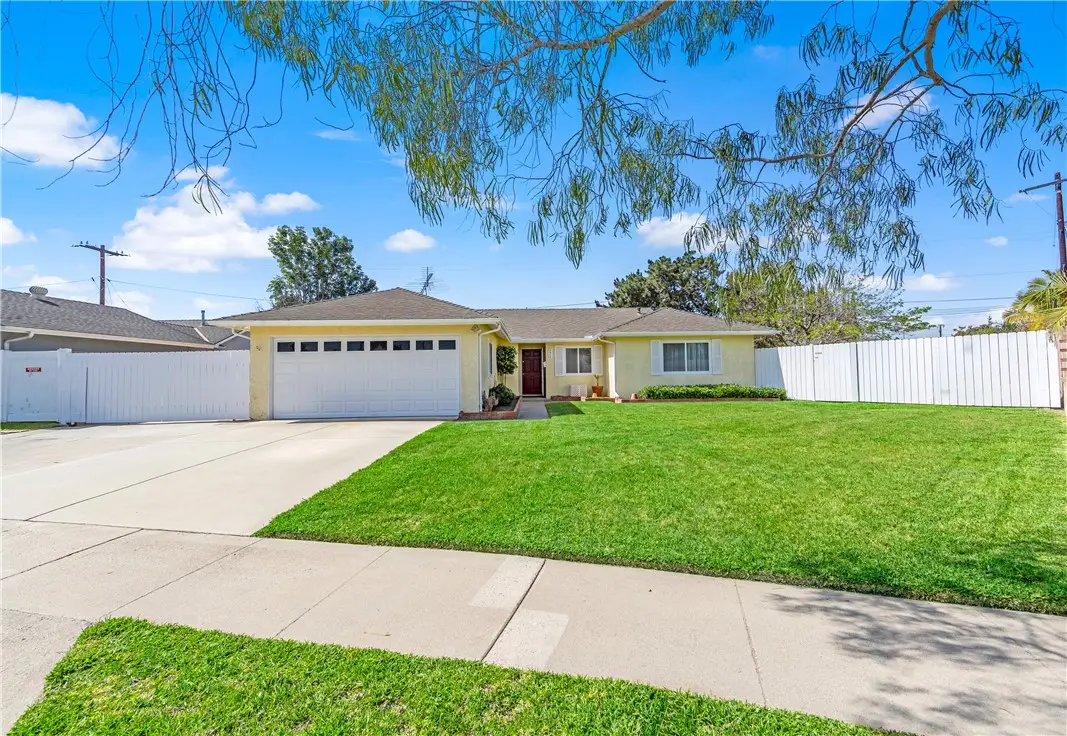 5572 Nevada Drive, Huntington Beach, CA 92647 - #1