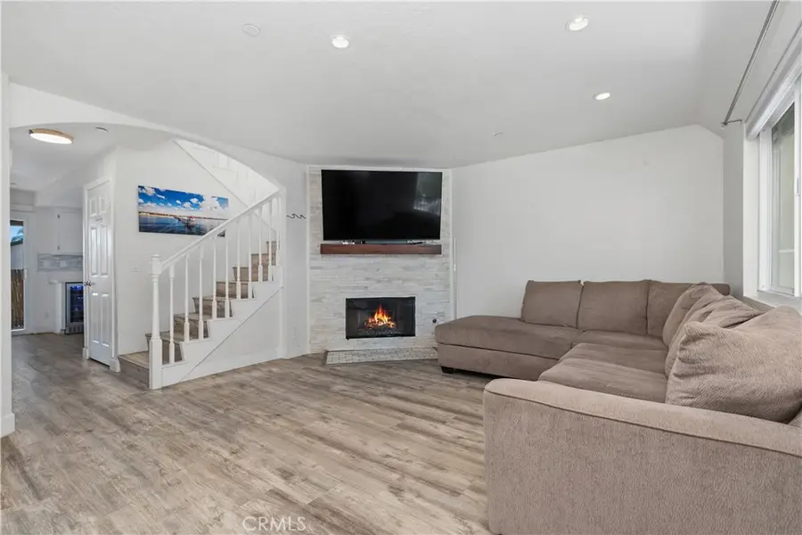 606 Lake #22 Street, Huntington Beach, CA 92648 - #3