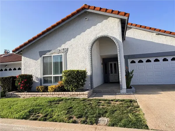 27725 Calle Valdes, Mission Viejo, CA 92692