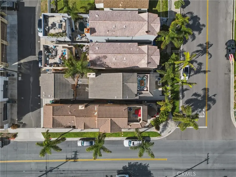 526 12th, Huntington Beach, CA 92648 - #3