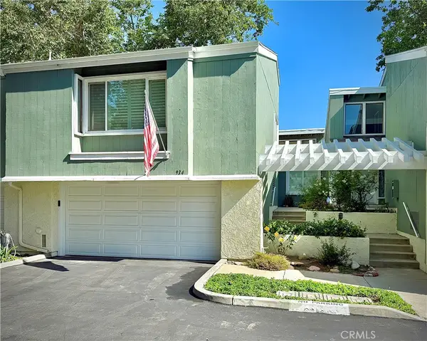 934 Hollow Brook #125, Costa Mesa, CA 92626