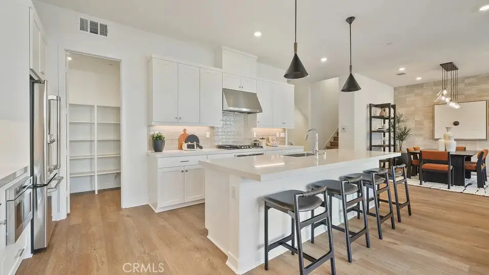 915 Walnut Terrace, Montebello, CA 90640 - #1