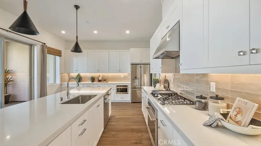 915 Walnut Terrace, Montebello, CA 90640 - #3