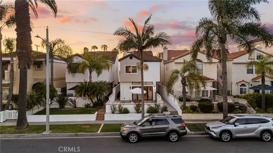 511 9th, Huntington Beach, CA 92648 - #3