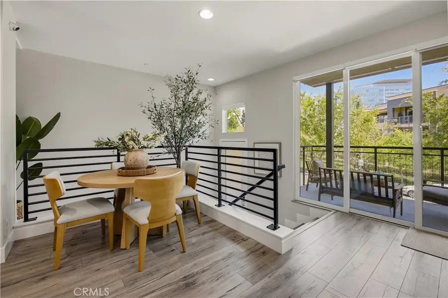 108 Rockefeller, Irvine, CA 92612 - #3