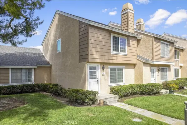 52 Greenbough, Irvine, CA 92614