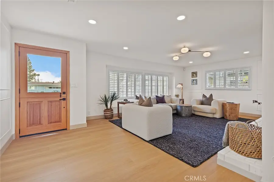 3268 Michigan, Costa Mesa, CA 92626 - #2
