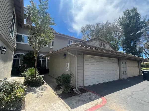 26201 Sunnyglen Avenue, Laguna Hills, CA 92653