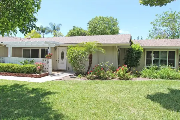 515 Calle Aragon Unit B, Laguna Woods, CA 92637