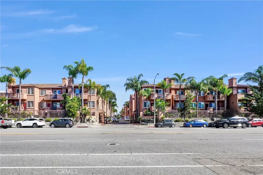 21836 S Vermont Avenue #6, Torrance, CA 90502 - #2
