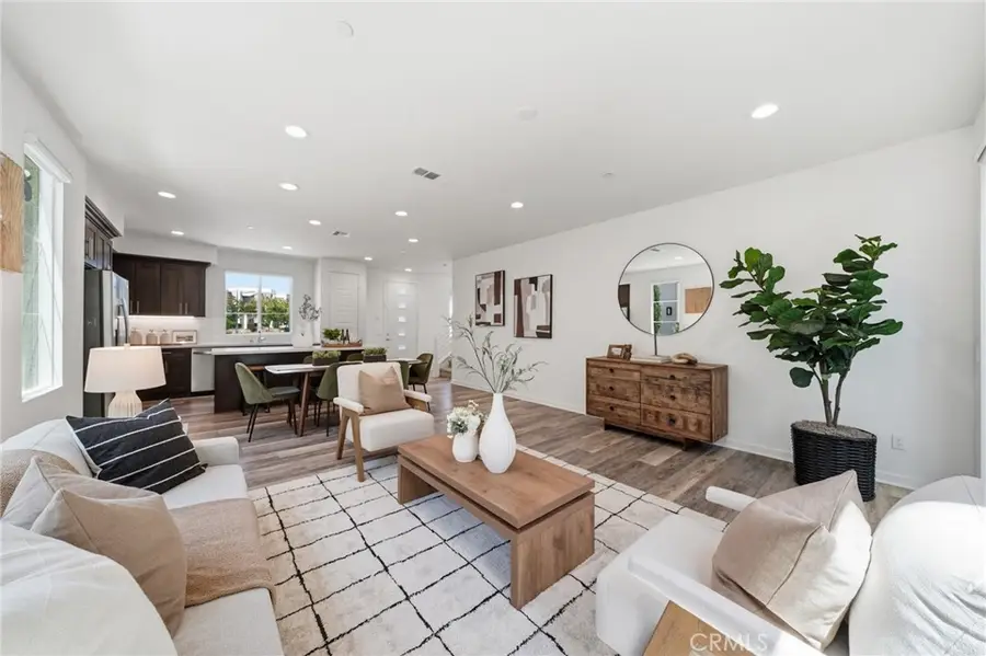 560 Cultivate, Irvine, CA 92618 - #3