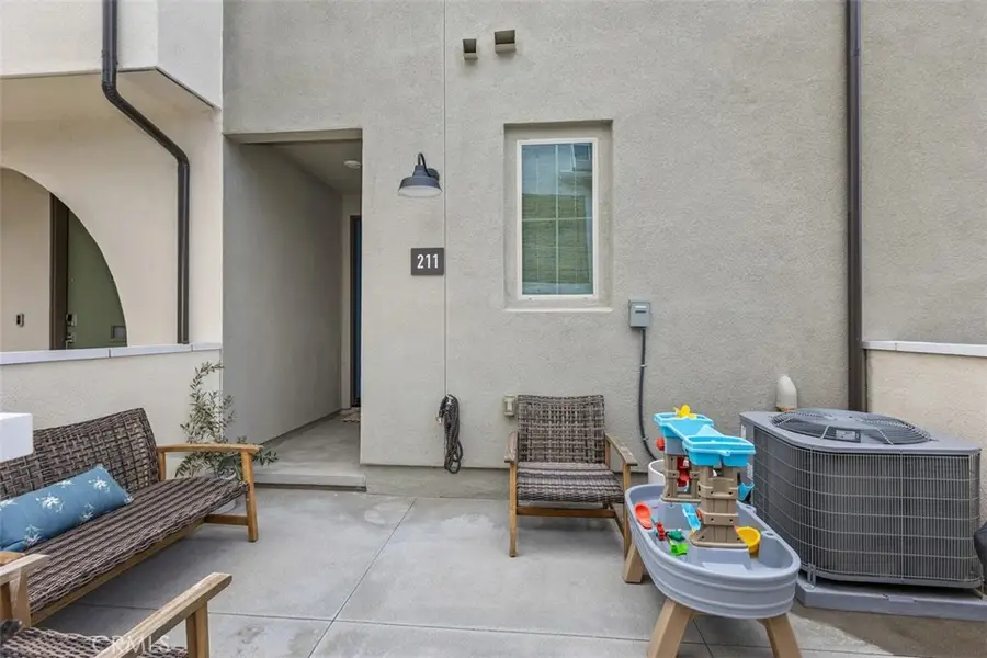 211 Equine Way, Rancho Mission Viejo, CA 92694 - #3