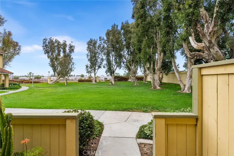 45 Alicante Aisle #52, Irvine, CA 92614 - #2