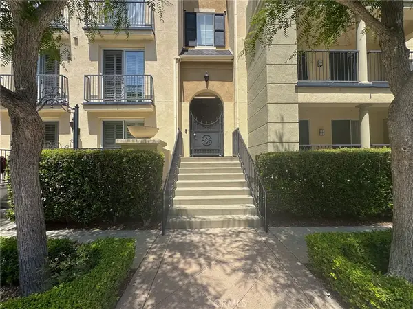 2414 Watermarke, Irvine, CA 92612