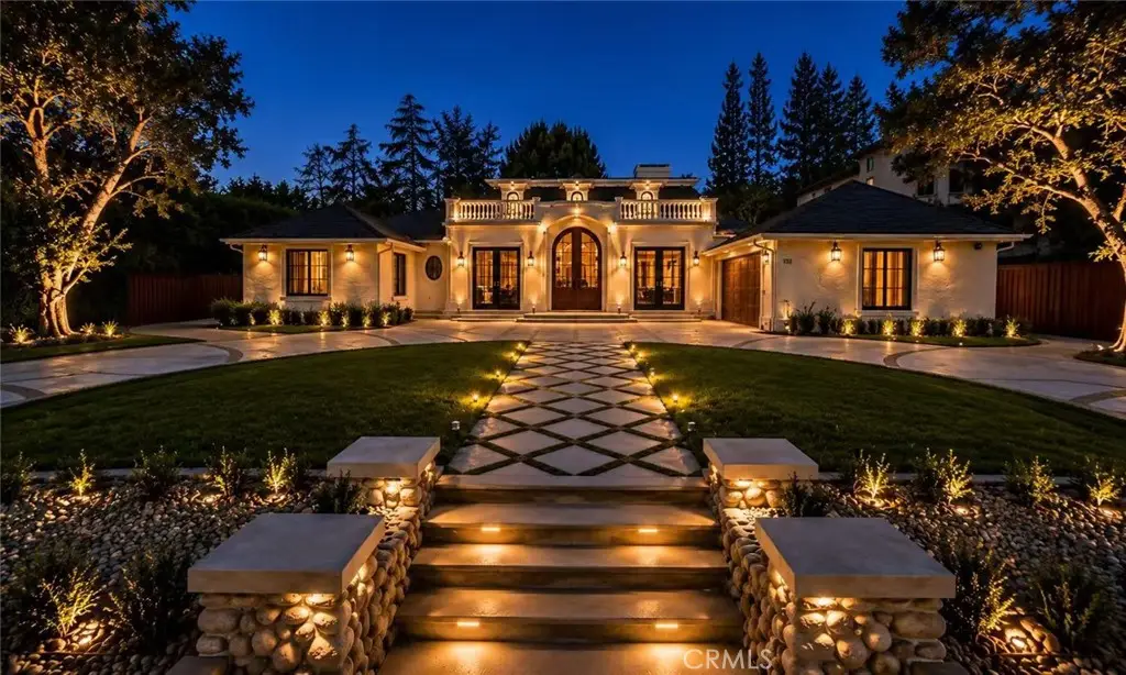 325 W Bellevue, Pasadena, CA 91105 - #1