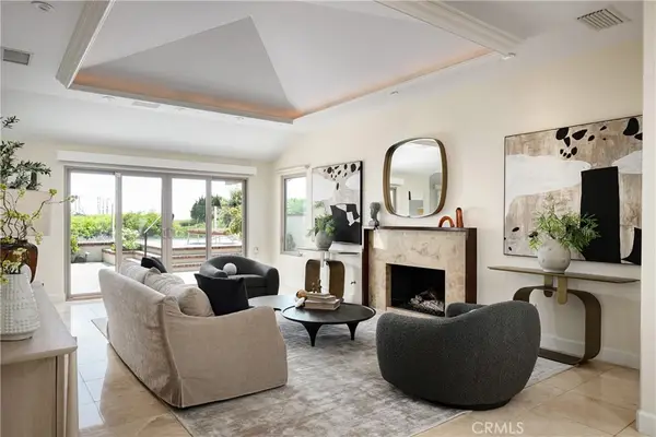 15 Beachcomber, Corona Del Mar, CA 92625