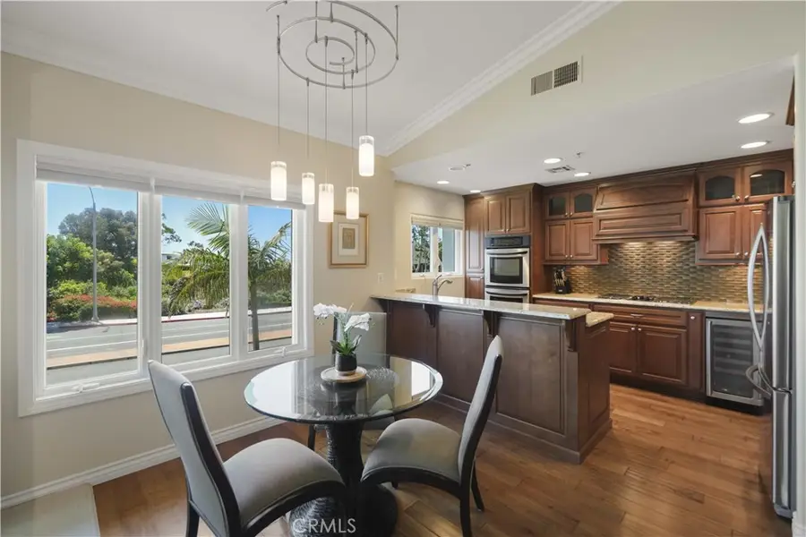 401 Seaward Road #6, Corona Del Mar, CA 92625 - #3