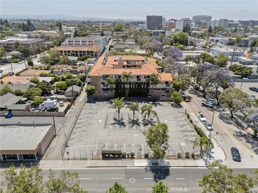 202 E 17th, Santa Ana, CA 92706 - #3