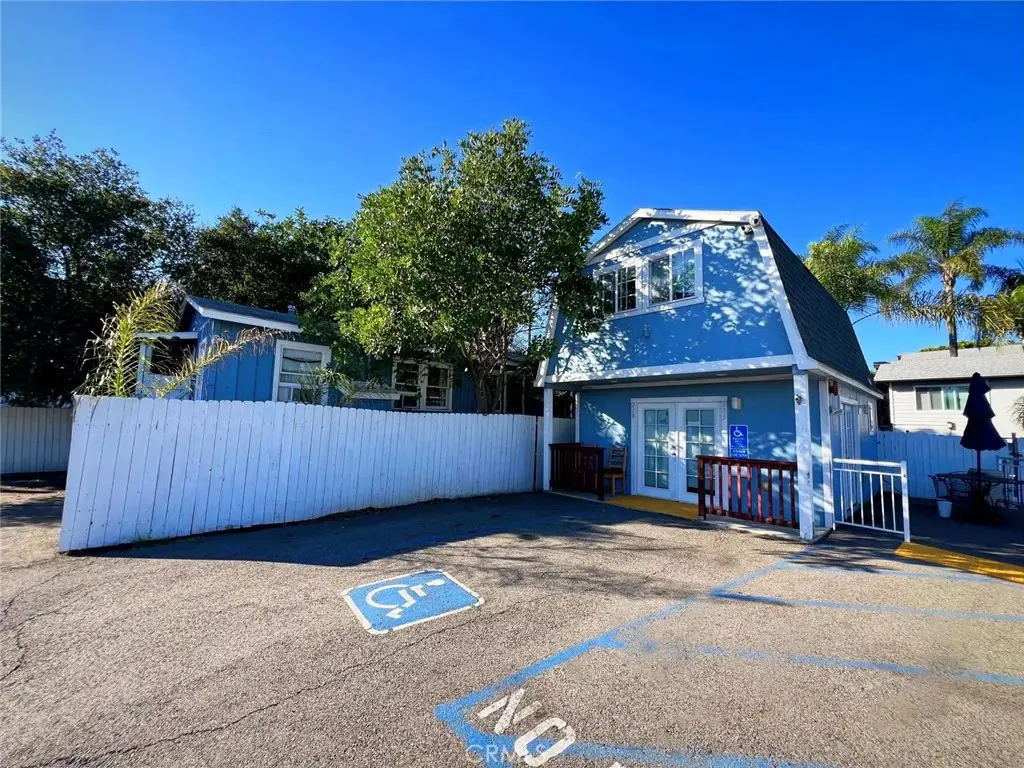 408 N Pico Ave, Fallbrook, CA 92028 - #1