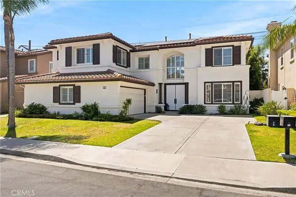 11 Petria, Irvine, CA 92606