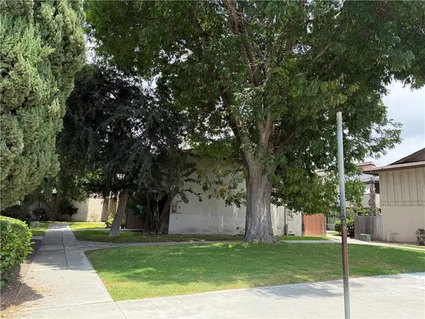 521 S Lyon #85, Santa Ana, CA 92701