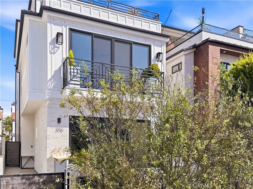 306 3rd Street, Huntington Beach, CA 92648 - #1