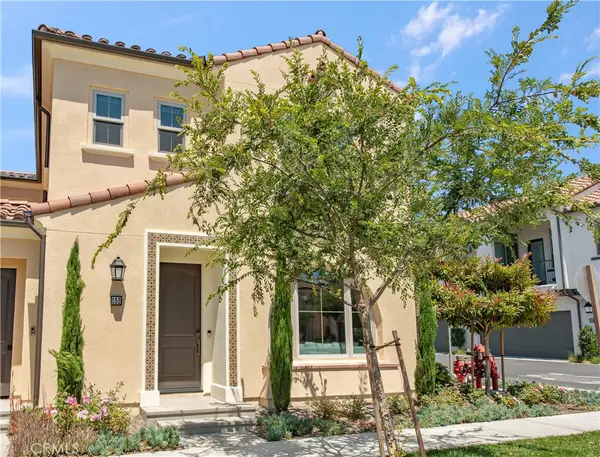 152 Sunnyside, Irvine, CA 92618