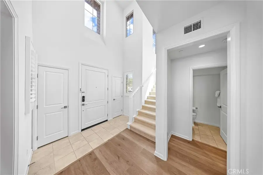 124 Gulfstream, Irvine, CA 92620 - #3