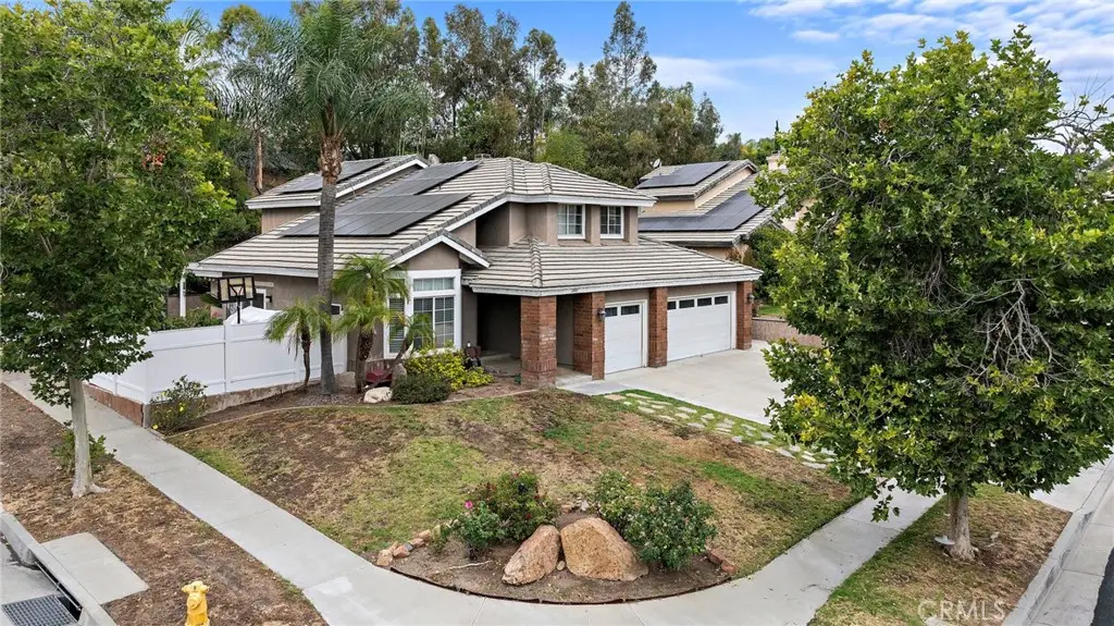 3810 Middleburg, Corona, CA 92881 - #1
