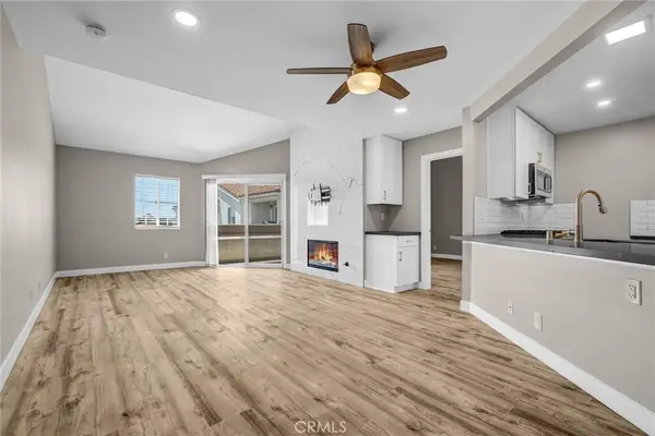 3605 E Anaheim Street #420, Long Beach, CA 90804
