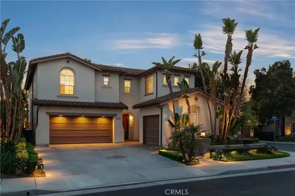 19055 Redford Lane, Huntington Beach, CA 92648