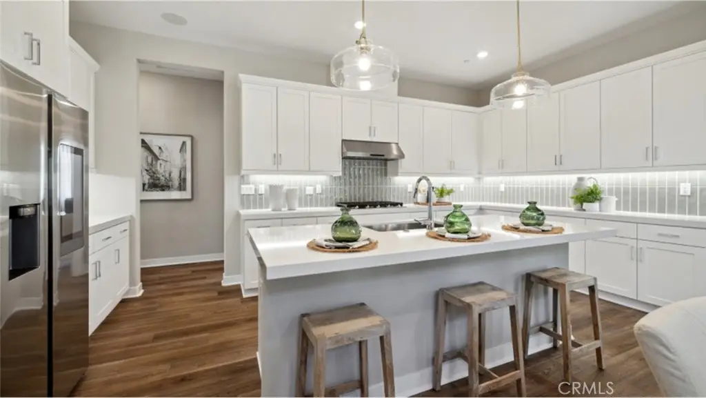 24561 Via La Sombrilla, Valencia, CA 91354 - #1