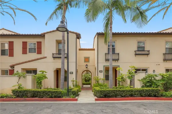 2925 W Edinger Avenue, Santa Ana, CA 92704