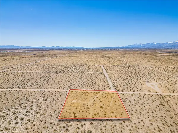 9500 Villa Street, Adelanto, CA 92301