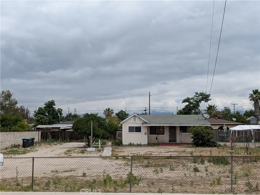 219 Maple, Colton, CA 92324 - #3