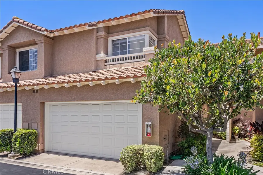 13367 Calle Antequera, Tustin, CA 92782 - #3