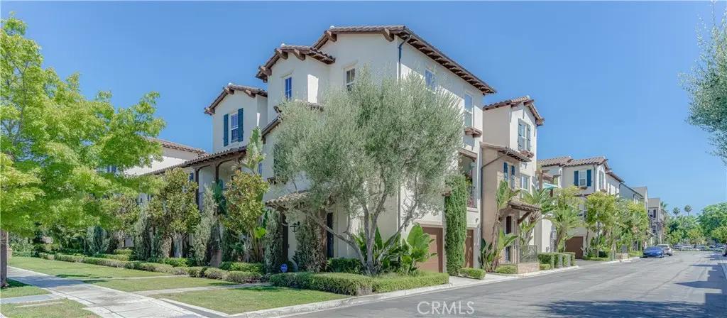 672 E Valencia #108, Anaheim, CA 92805 - #1