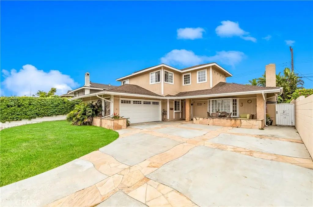 21661 Kaneohe, Huntington Beach, CA 92646 - #1