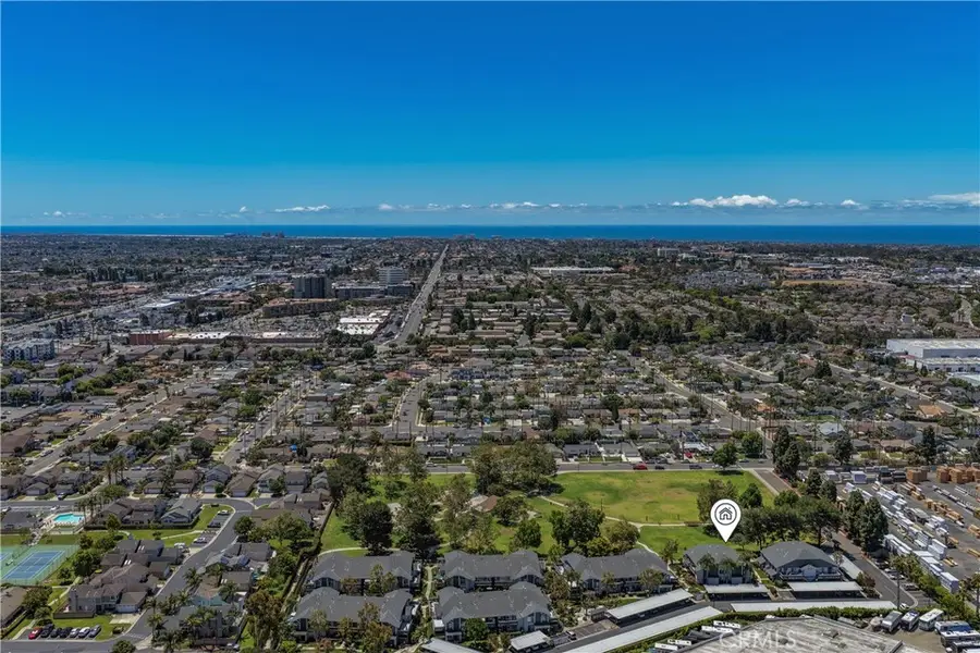 18292 Parkview, Huntington Beach, CA 92648 - #2